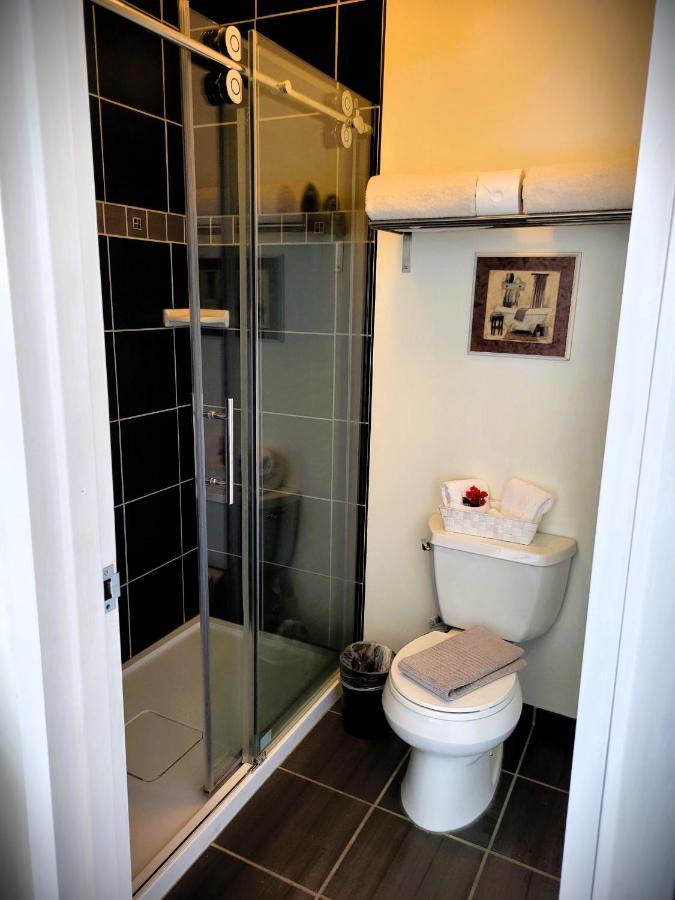 Royal Duke Hotel Okotoks Zewnętrze zdjęcie
