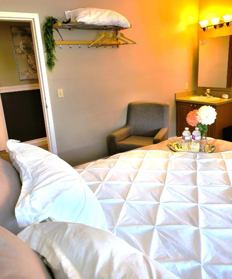Royal Duke Hotel Okotoks Zewnętrze zdjęcie