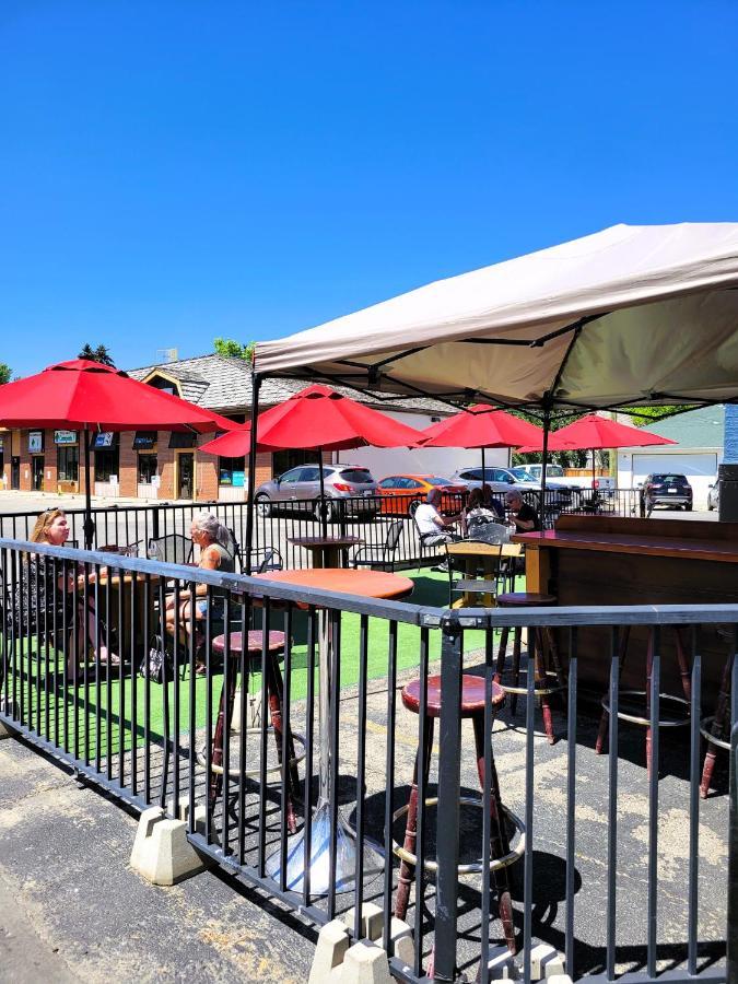 Royal Duke Hotel Okotoks Zewnętrze zdjęcie